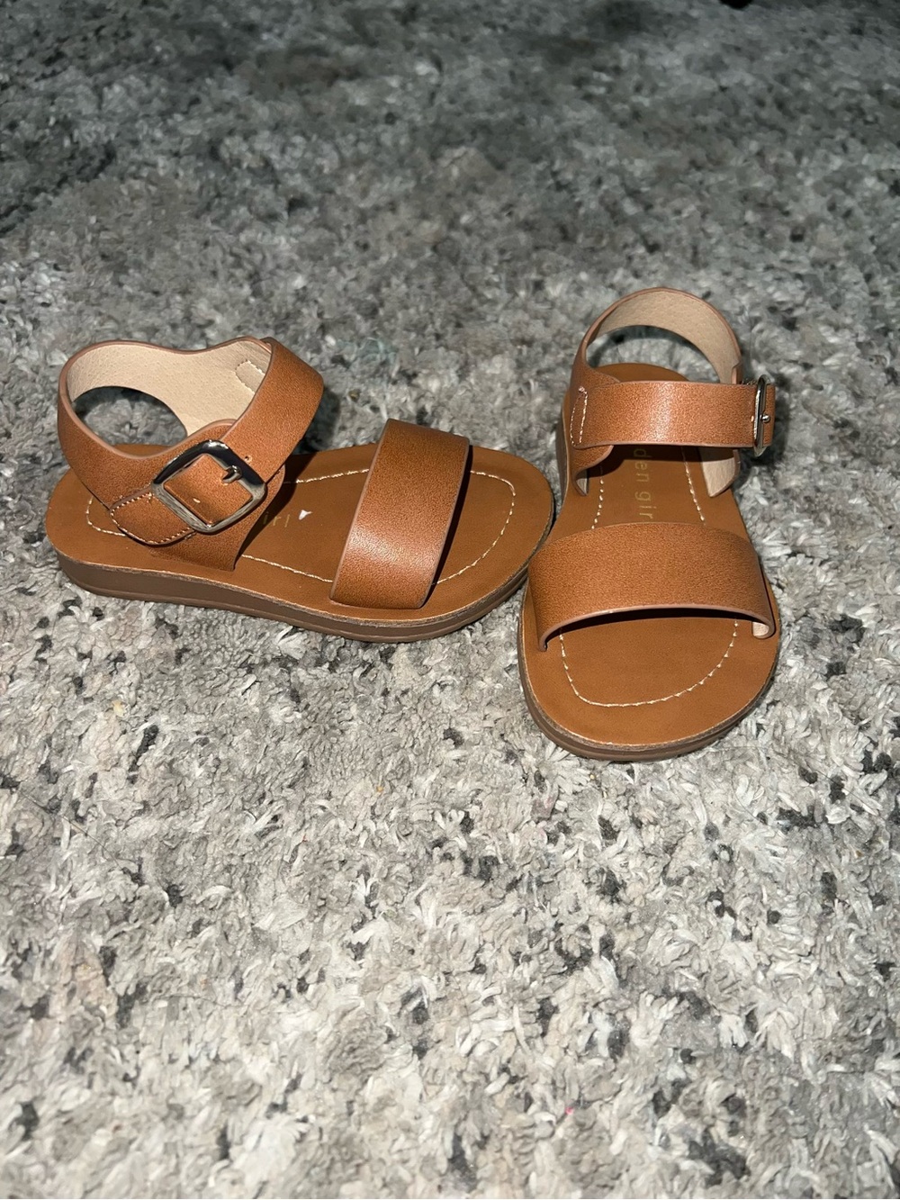 Madden Girl Girls' Tan Double Strap Buckle Sandals
